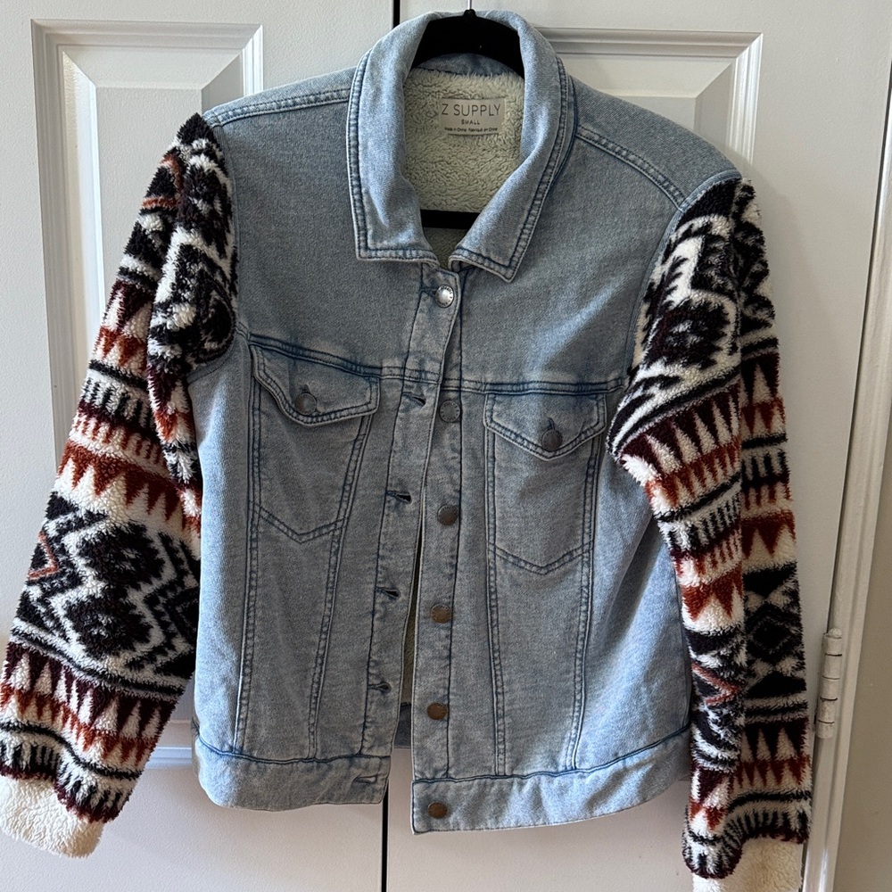 Super cute!!! Z Supply Blue Denim Jacket